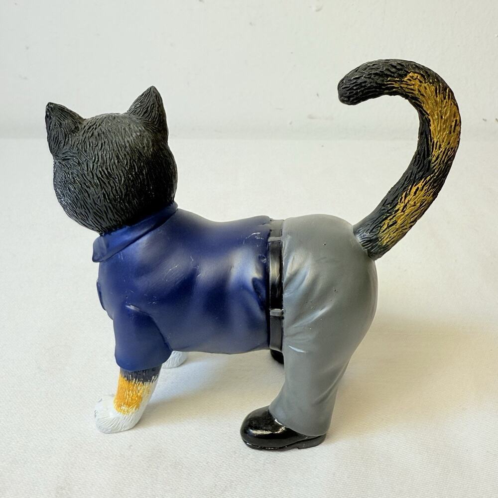 Hamilton Furr-ever Firefighter Hooks & Ladders Cat Figurine - Picture 4 of 11
